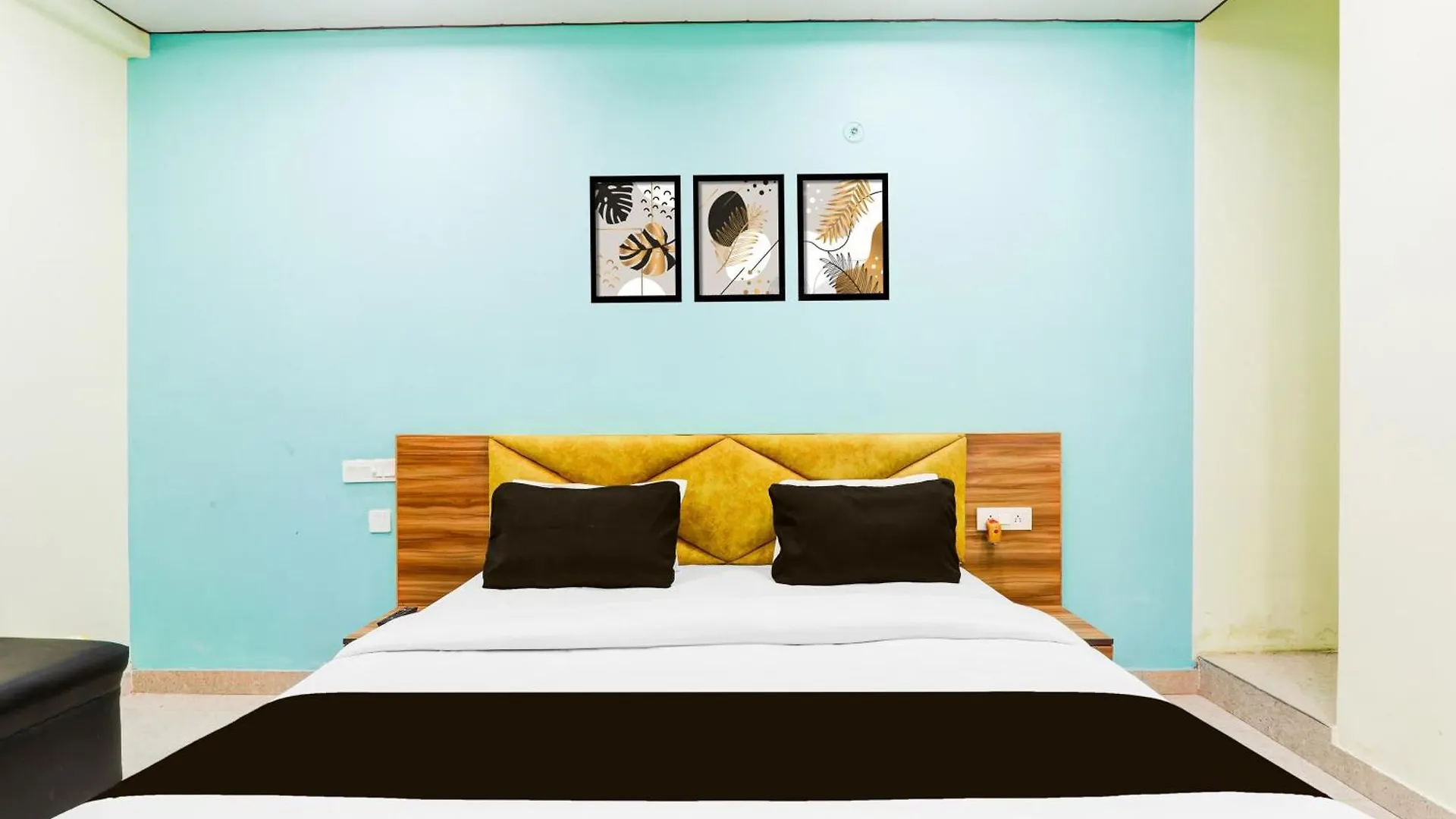 Hotel O Kashi Costa & Restaurant Varanasi 0*,  India